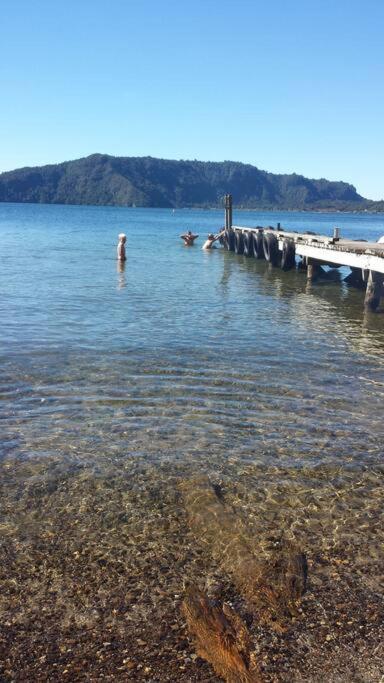 Lake Rotoiti Lakehouse Retreat Rotorua Exterior photo
