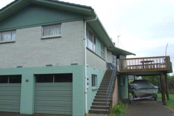Lake Rotoiti Lakehouse Retreat Rotorua Exterior photo
